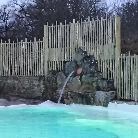D'hote Mas De Bouzou Nocleg ze śniadaniem Grèzes