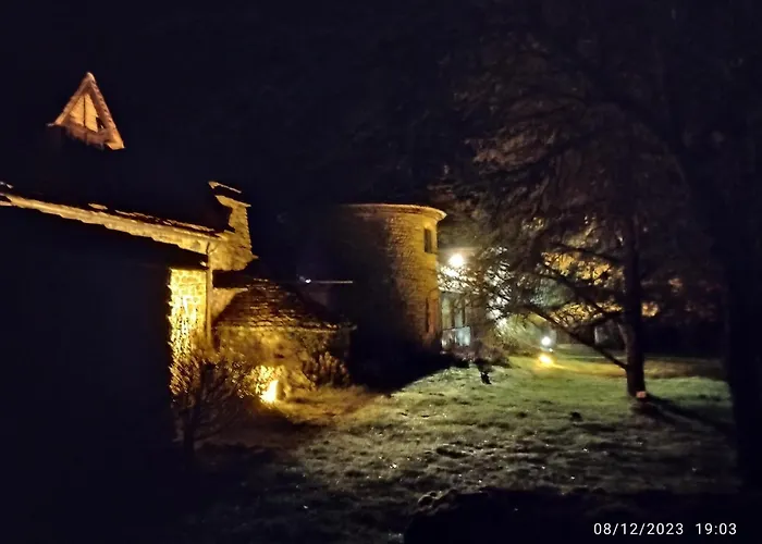 Bed & Breakfast D'hote Mas De Bouzou