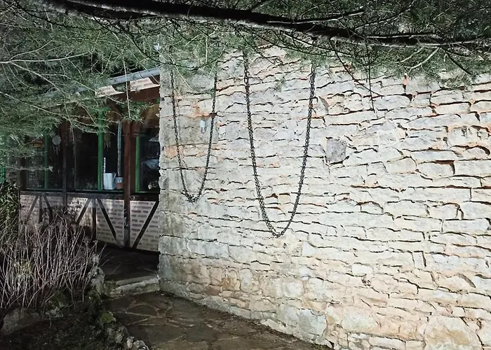 D'hote Mas De Bouzou